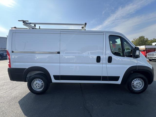2025 RAM ProMaster 2500 Cargo Van Tradesman Low Roof 136 WB w/Pass Seat