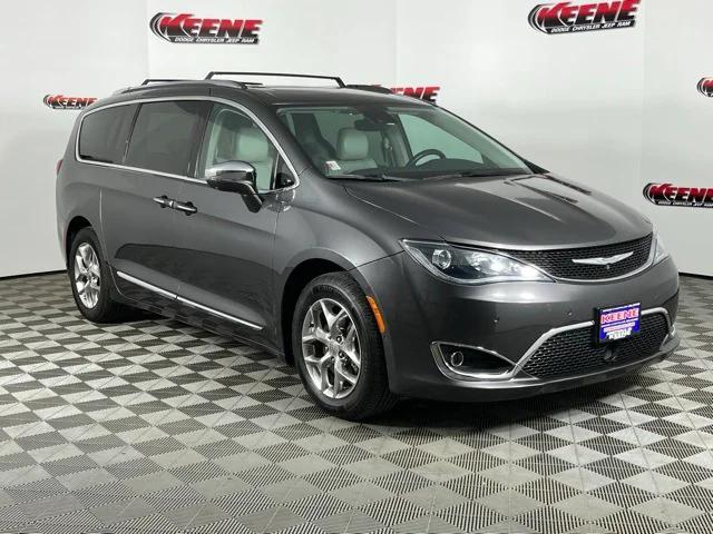 2017 Chrysler Pacifica Limited 2017 Chrysler Pacifica Limited