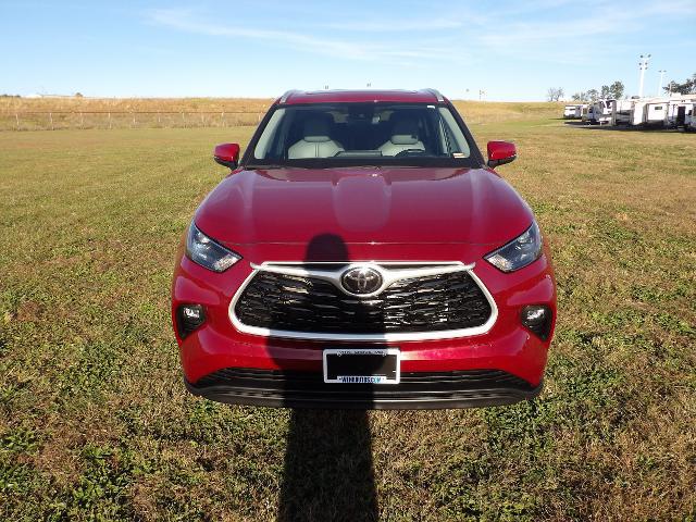 2023 Toyota Highlander Unknown
