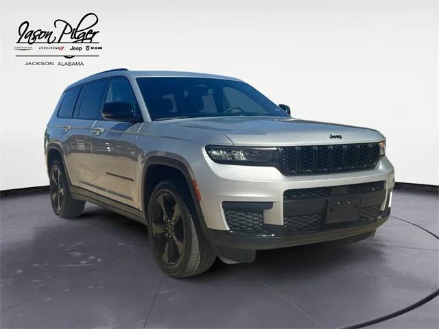 2023 Jeep Grand Cherokee L Altitude 4x2