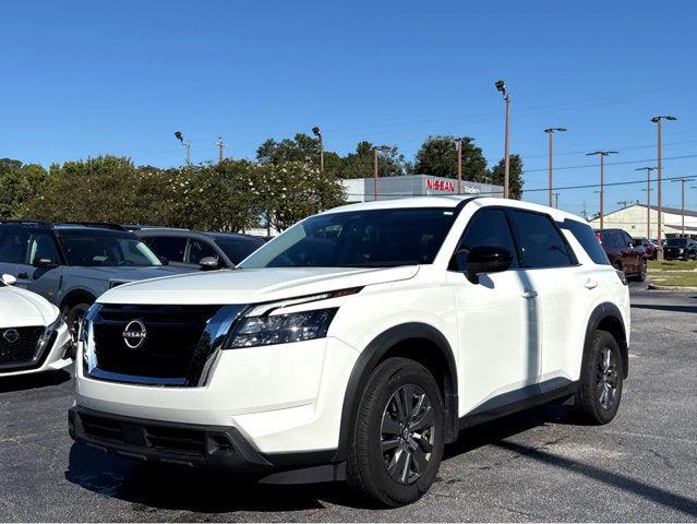 2024 Nissan Pathfinder S FWD 2024 Nissan Pathfinder S FWD