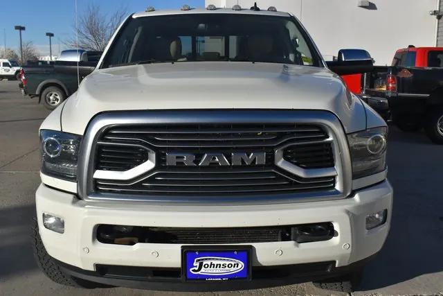 2018 RAM 3500 Limited Crew Cab 4x4 8 Box