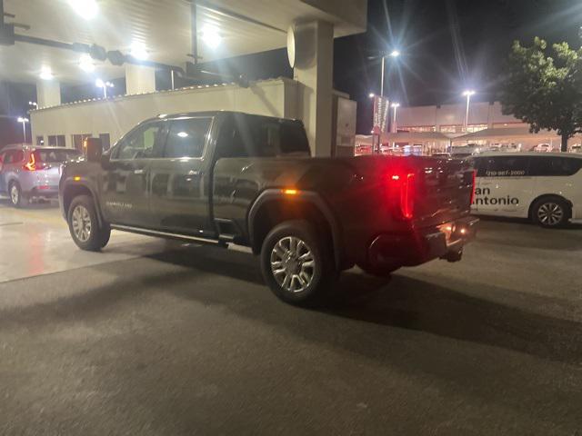 2022 GMC Sierra 2500HD 4WD Crew Cab Standard Bed Denali