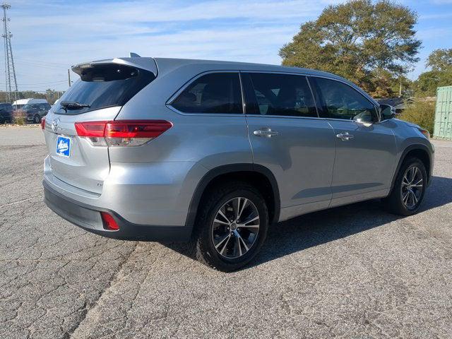 2017 Toyota Highlander LE 2017 Toyota Highlander LE