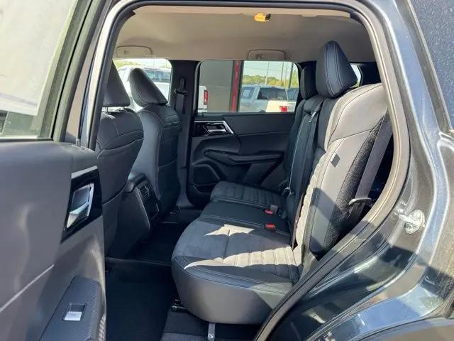 2025 Mitsubishi Outlander PHEV SE S-AWC