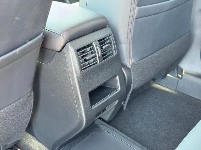 2025 Mitsubishi Outlander PHEV SE S-AWC