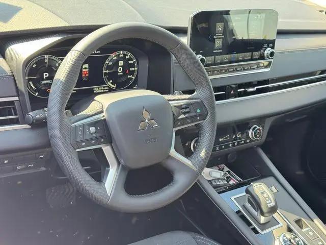 2025 Mitsubishi Outlander PHEV SE S-AWC