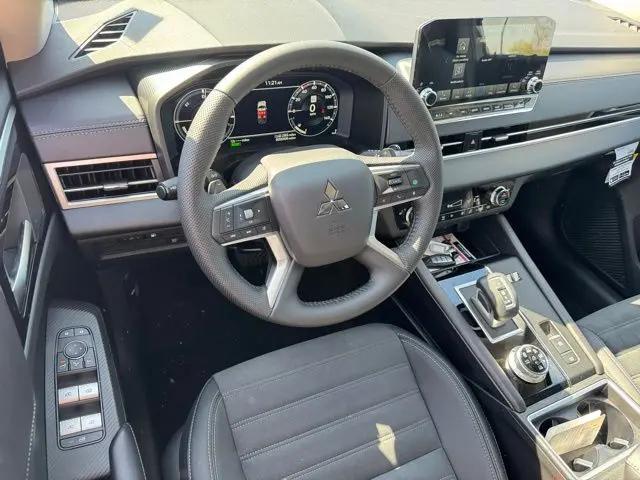 2025 Mitsubishi Outlander PHEV SE S-AWC
