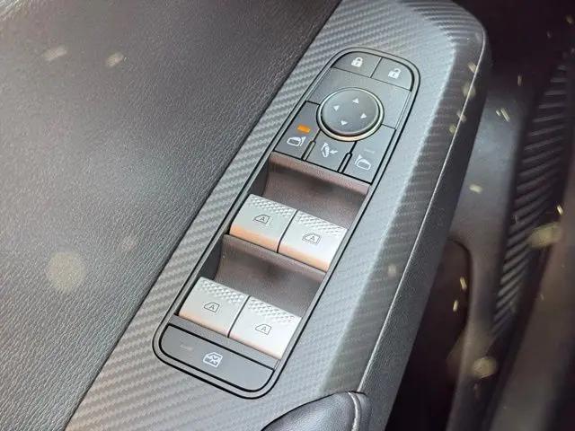 2025 Mitsubishi Outlander PHEV SE S-AWC