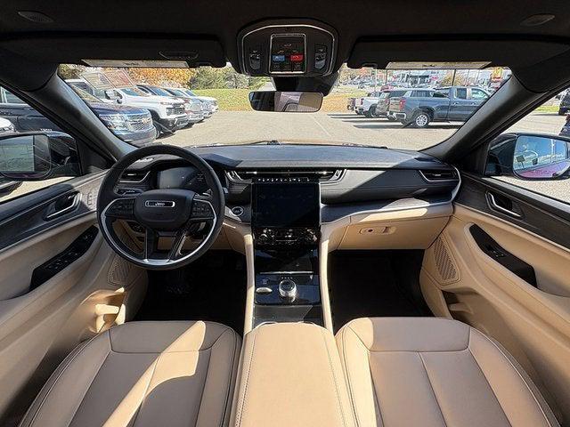 2025 Jeep Grand Cherokee Limited 4x4 2025 Jeep Grand Cherokee Limited 4x4