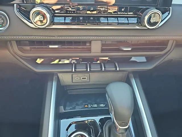 2026 Chevrolet Colorado LT, 4WD