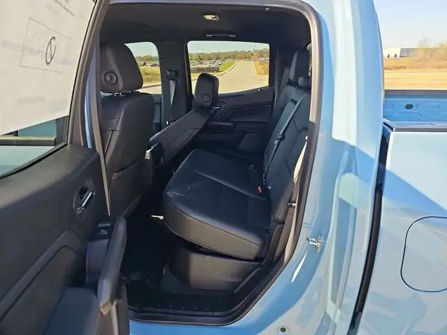 2026 Chevrolet Colorado LT, 4WD
