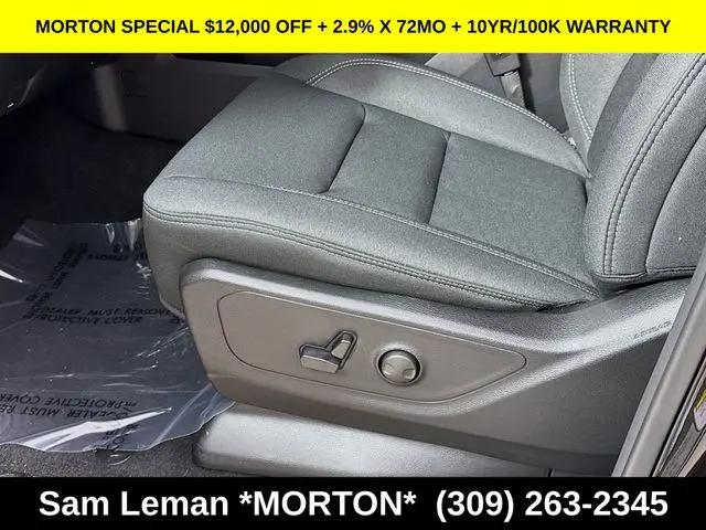 2026 Ram 1500 Big Horn Crew Cab 4x4 5'7" Box