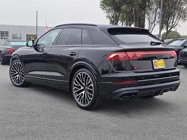 2026 Audi SQ8 Prestige TFSI quattro Tiptronic