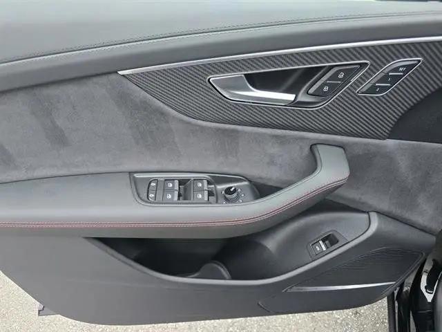 2026 Audi SQ8 Prestige TFSI quattro Tiptronic
