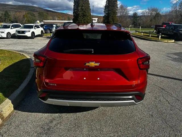 2024 Chevrolet Trax FWD LT