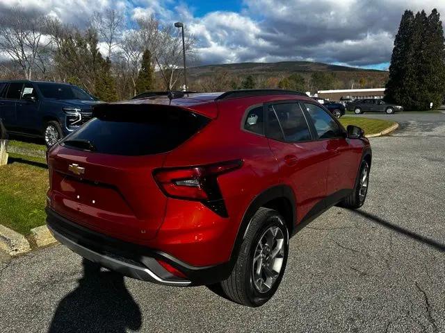 2024 Chevrolet Trax FWD LT