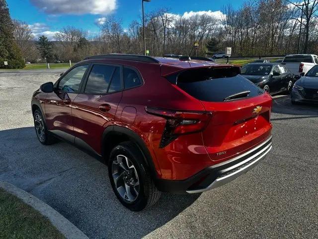 2024 Chevrolet Trax FWD LT