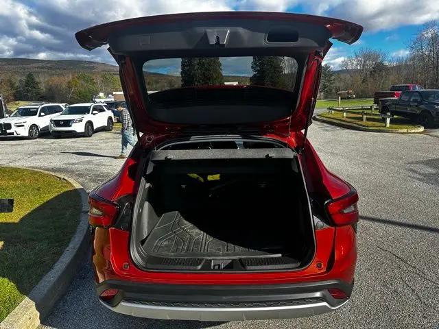 2024 Chevrolet Trax FWD LT