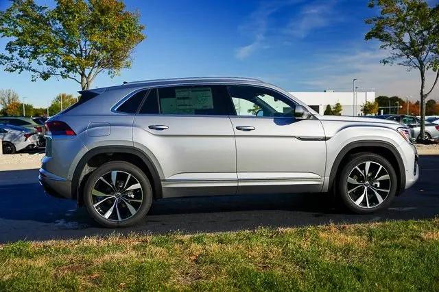 2026 Volkswagen Atlas Cross Sport SEL Premium R-Line