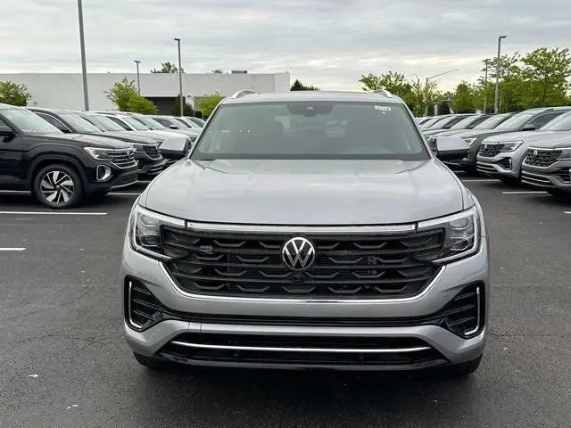 2026 Volkswagen Atlas Cross Sport SEL Premium R-Line
