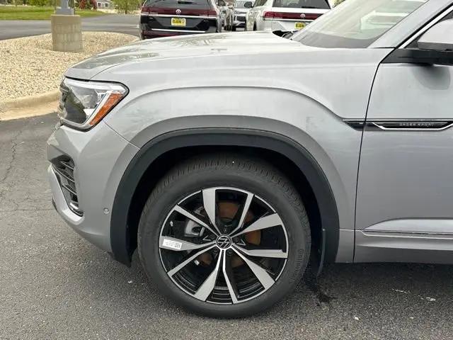 2026 Volkswagen Atlas Cross Sport SEL Premium R-Line