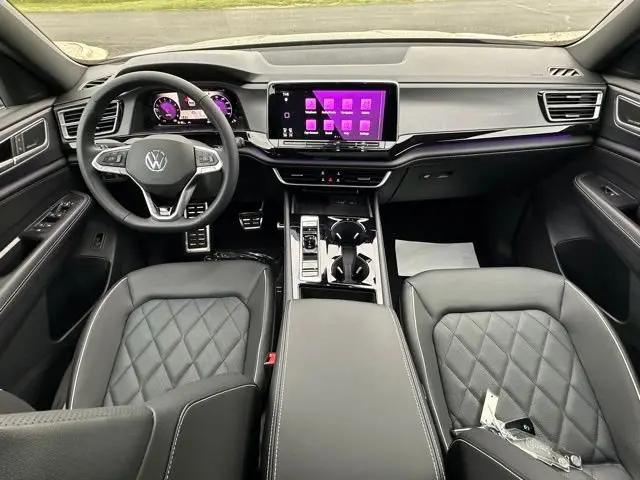 2026 Volkswagen Atlas Cross Sport SEL Premium R-Line