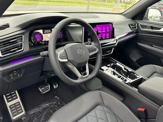 2026 Volkswagen Atlas Cross Sport SEL Premium R-Line