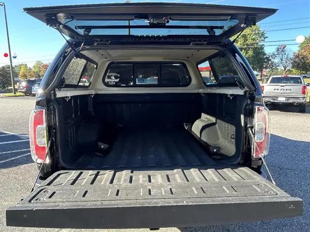 2021 GMC Canyon 4WD Crew Cab Short Box AT4 - Leather