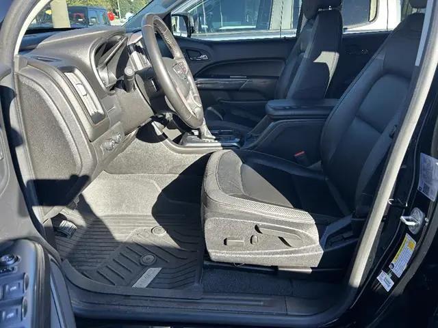 2021 GMC Canyon 4WD Crew Cab Short Box AT4 - Leather