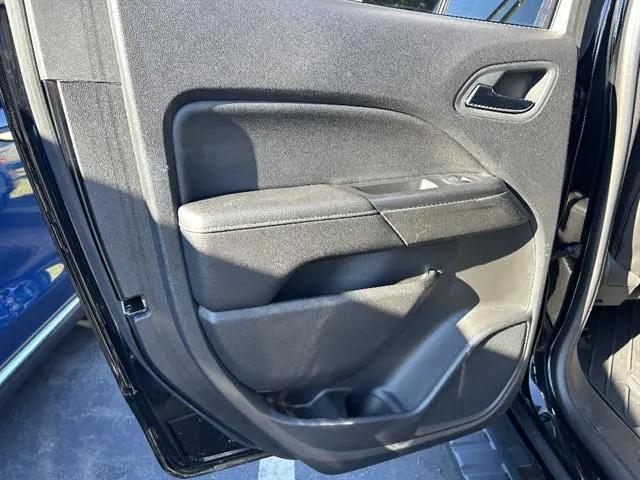 2021 GMC Canyon 4WD Crew Cab Short Box AT4 - Leather