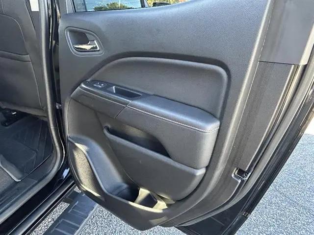 2021 GMC Canyon 4WD Crew Cab Short Box AT4 - Leather