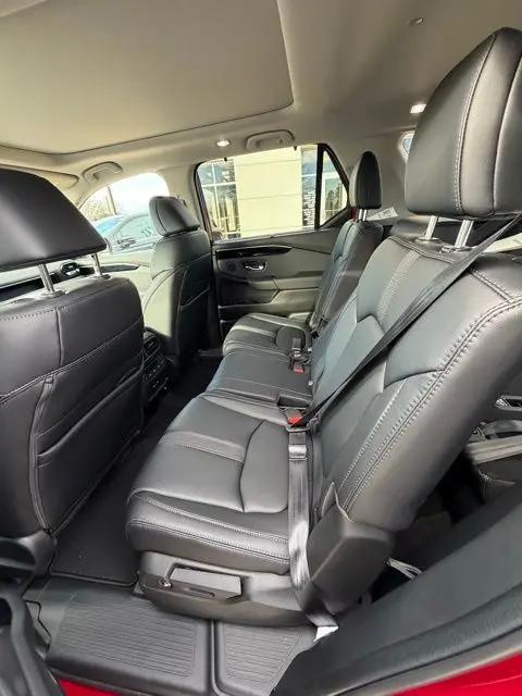 2025 Honda Pilot Touring