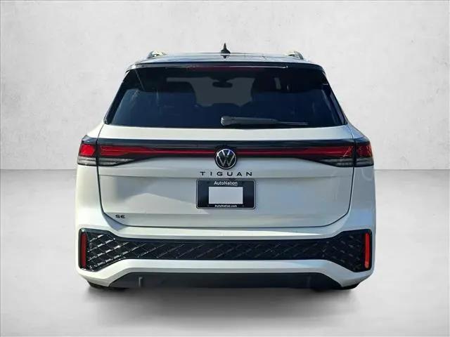 2026 Volkswagen Tiguan SE R-Line Black