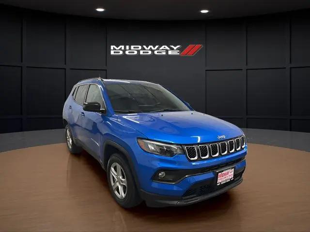 2023 Jeep Compass Latitude 4x4 for sale in Chicago, IL