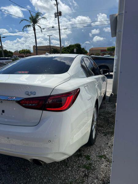 2022 INFINITI Q50 LUXE