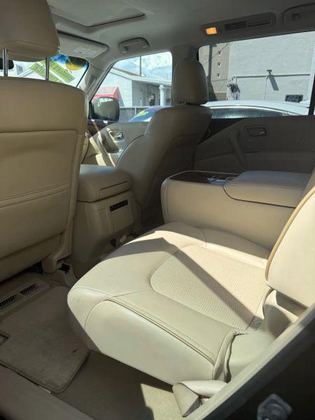 2016 INFINITI QX80 Base