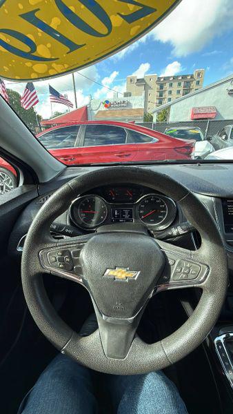 2019 Chevrolet Cruze LT