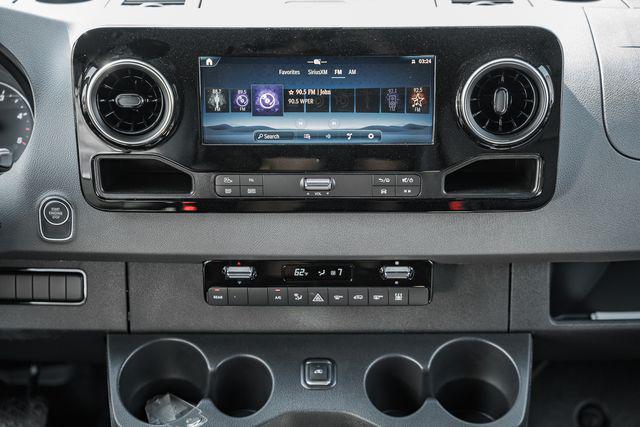 2025 Mercedes-Benz Sprinter 3500 High Roof 4-Cyl Diesel HO