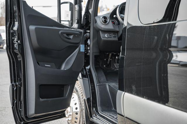 2025 Mercedes-Benz Sprinter 3500 High Roof 4-Cyl Diesel HO