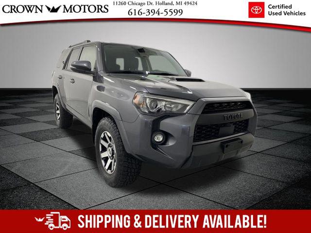 2022 Toyota 4Runner TRD Off-Road Premium's photo