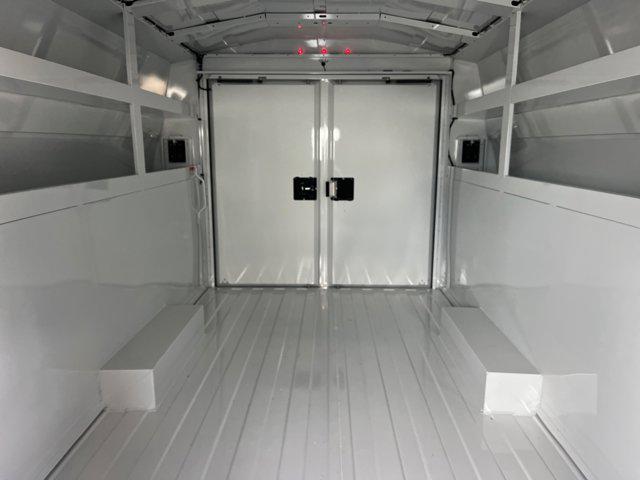 2026 Ford E-350 Cutaway Base