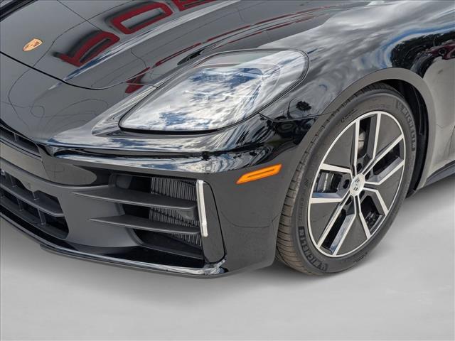 2026 Porsche Panamera 4 E-Hybrid