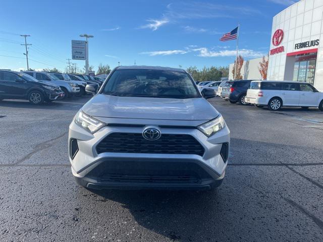 2025 Toyota RAV4 LE