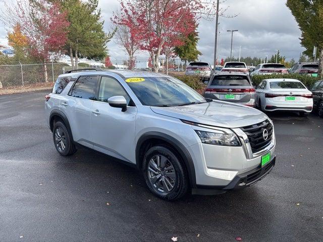 2024 Nissan Pathfinder SV 4WD 2024 Nissan Pathfinder SV 4WD