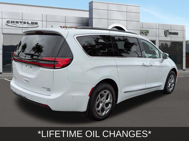 2022 Chrysler Pacifica Limited AWD