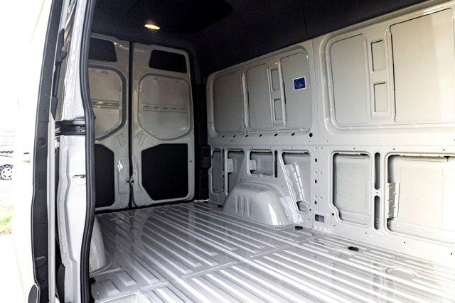 2026 Mercedes-Benz Sprinter Cargo Van Standard Roof 4-Cyl Diesel HO