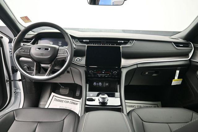 2025 Jeep Grand Cherokee L Limited 4x4