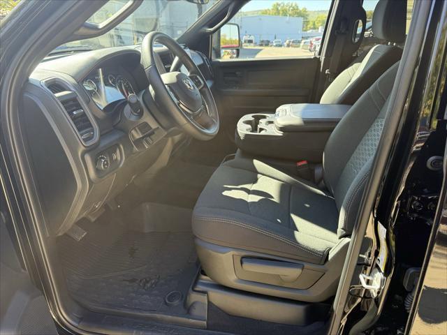 2025 Ram 3500 Tradesman Crew Cab 4x4 6'4" Box