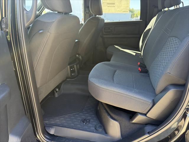 2025 Ram 3500 Tradesman Crew Cab 4x4 6'4" Box